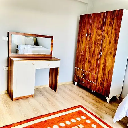 Five Stars Apart 4* 트라존