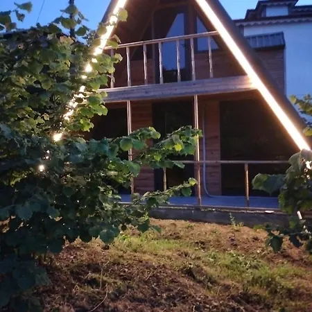 Five Stars Apart Szálloda 4*