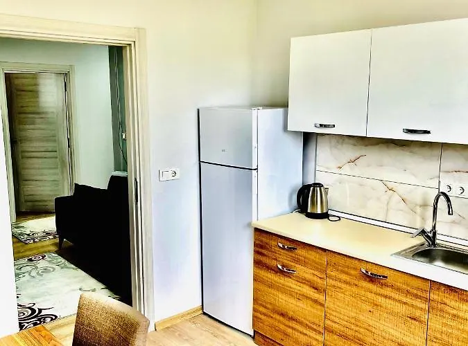 Five Stars Apart Szálloda 4*