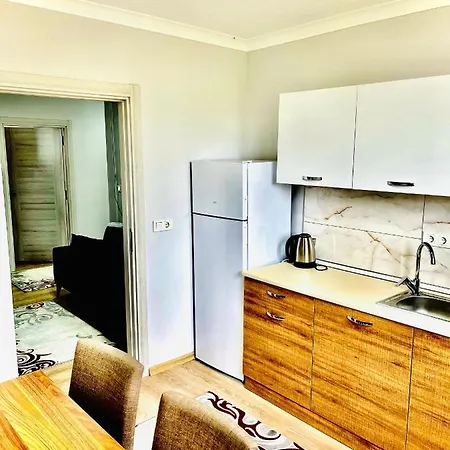 Five Stars Apart فندق 4*