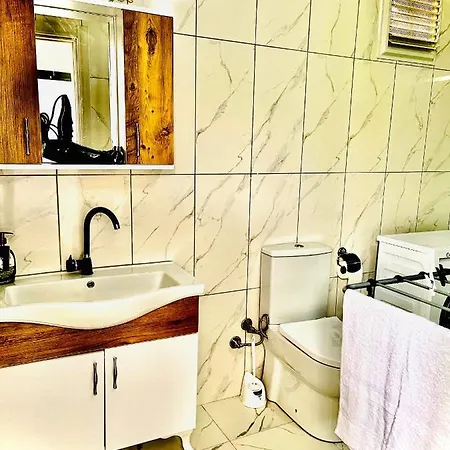 Five Stars Apart Hotel
